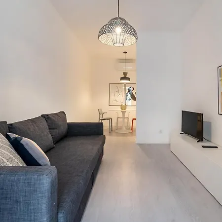 Comfy In City Centre By Guestready *